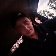  ,   Vitalik, 24 ,  