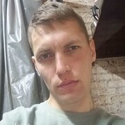  ,   Mikhail, 31 ,   ,   