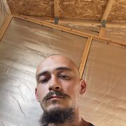  ,   Tommy, 21 ,   ,   