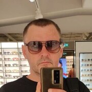  Schleswig,  Aleksandr, 42