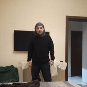 ,   Tato, 49 ,   ,   