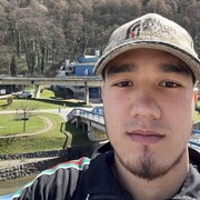  ,  Ismail, 22
