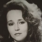  ,   Inessa, 69 ,   c 
