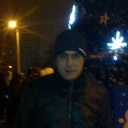  ,   Hayk, 48 ,  