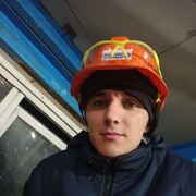  ,   Maxim, 32 ,   ,   