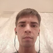 ,  Leonid, 32