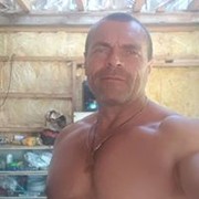  ,   Maks, 46 ,  