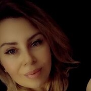  Ara,  Mia, 42