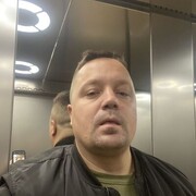  ,  Ruslan, 35