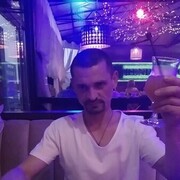  ,   Alex, 40 ,   ,   