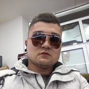  ,   Timur, 33 ,   ,   , c , 