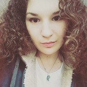  ,  Adriana, 30