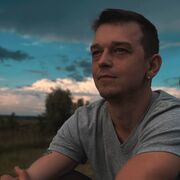  ,   Maxim, 33 ,   ,   , c 