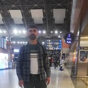  ,  Derden, 29