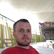   ,   Roman, 35 ,  