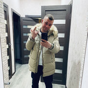  ,   Artem, 37 ,   ,   , c , 