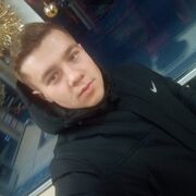 ,  Dima, 32