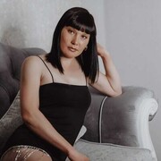  ,  Julia, 37