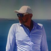  ,   Leszek, 45 ,   ,   