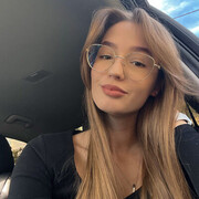  ,  Katya, 24