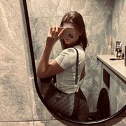  , 