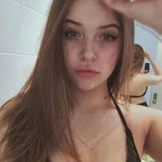  ,  ella_, 24