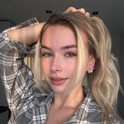  , 