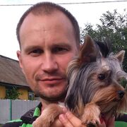  ,  Maksim, 32