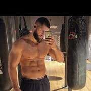  ,   Artur, 39 ,   ,   , c , 