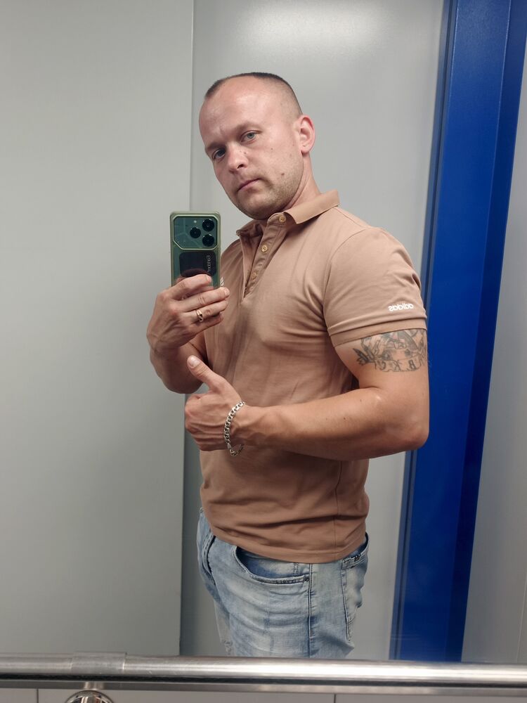  52819380  , 29 ,    