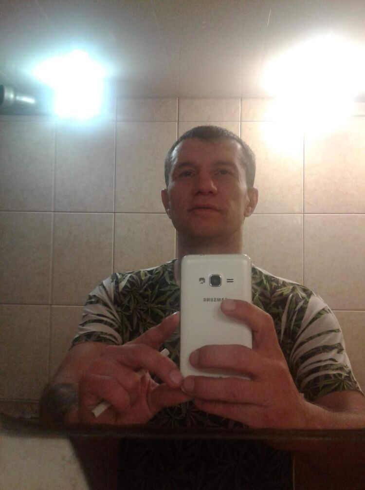  46914240  , 40 ,    