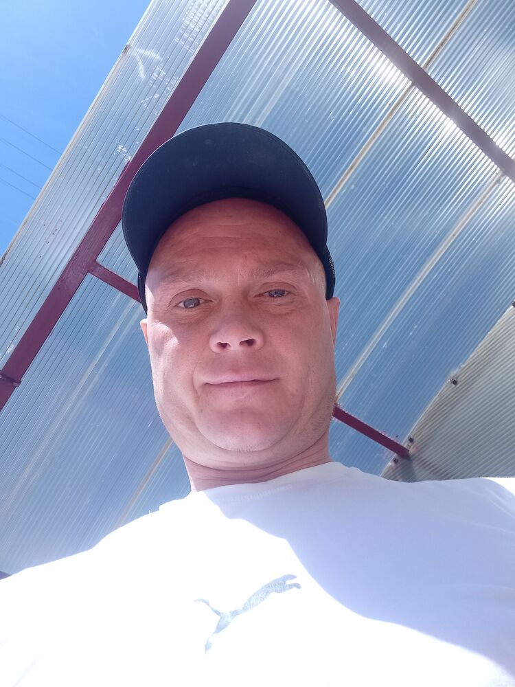  43983970  , 39 ,    