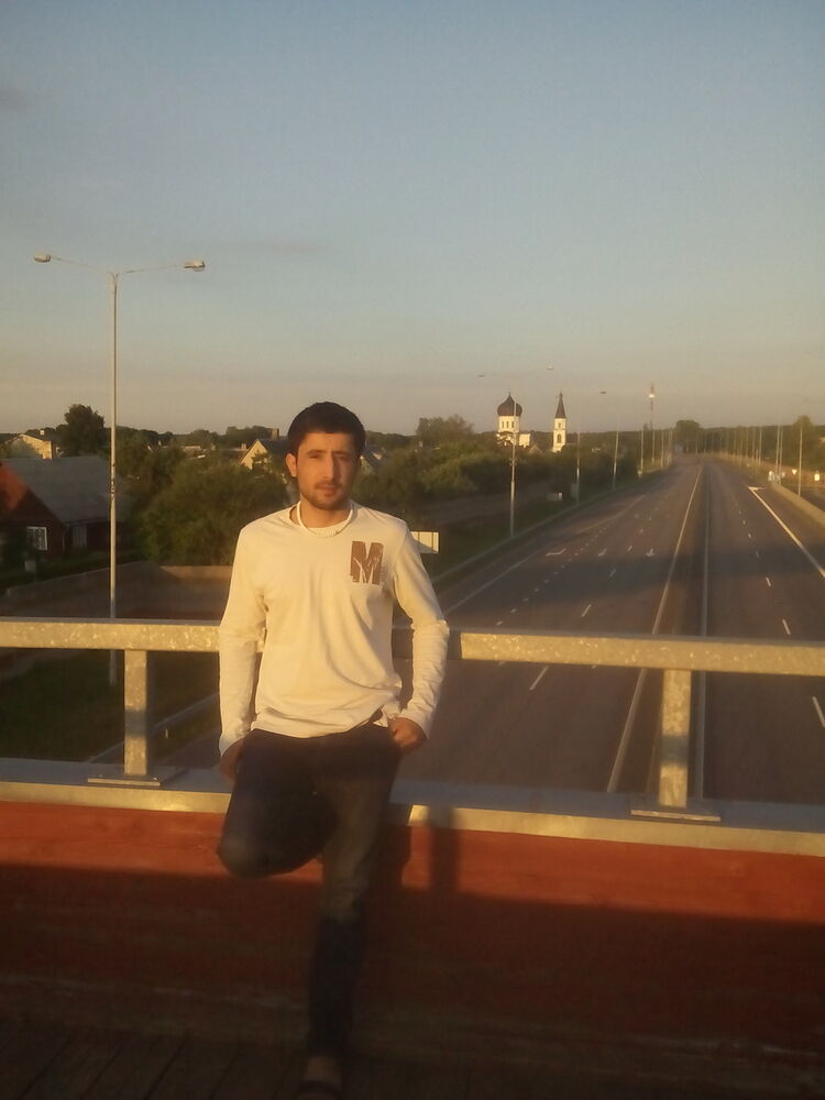  7647920  Ali, 34 ,    