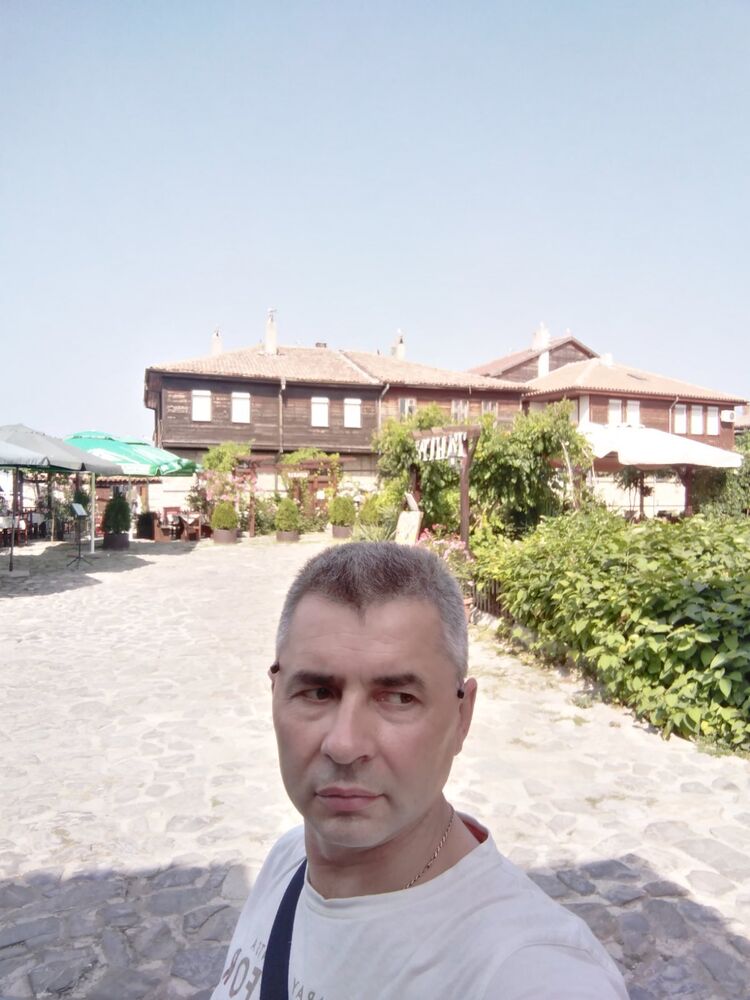  24076170  , 51 ,    