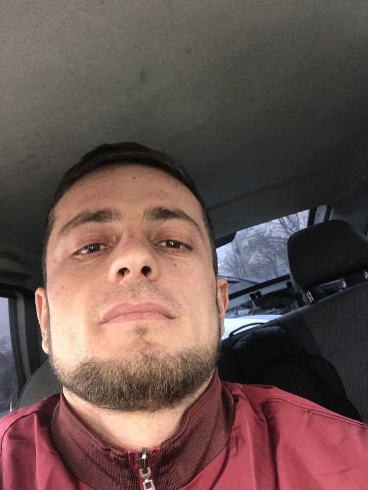  25663940  , 34 ,    