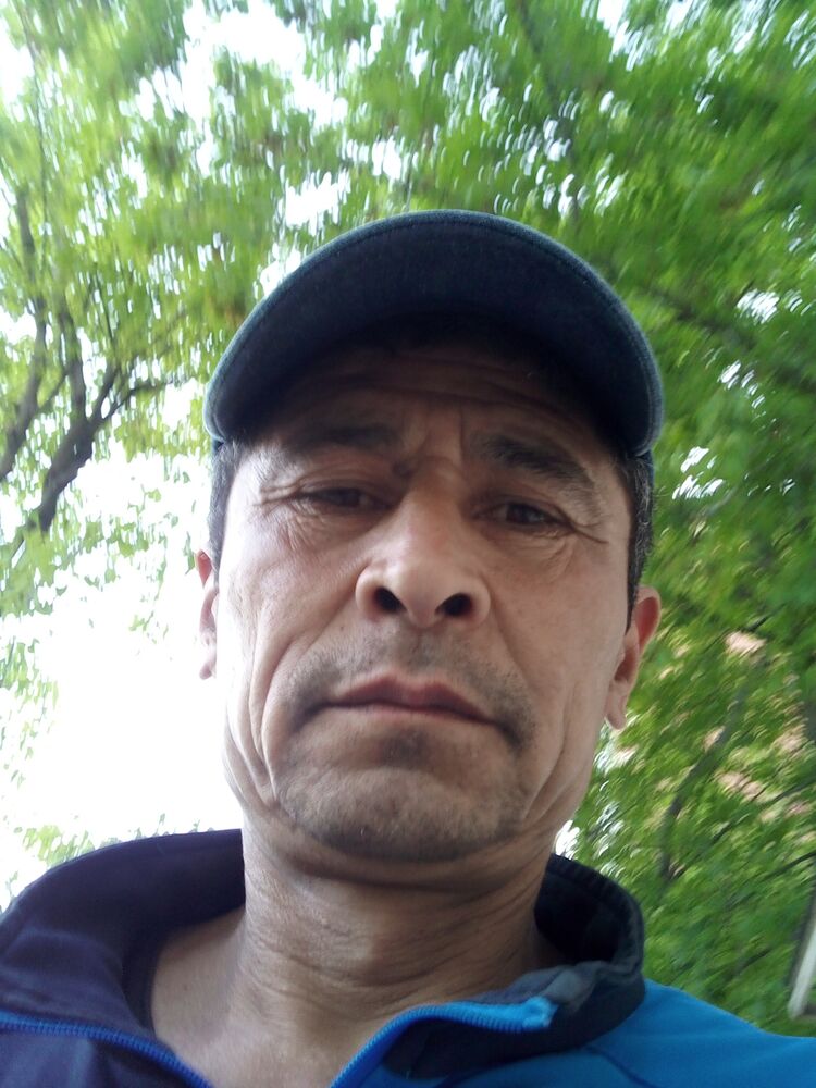  ,   Zakir, 51 ,     