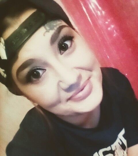  26233470  Lina, 32 ,    