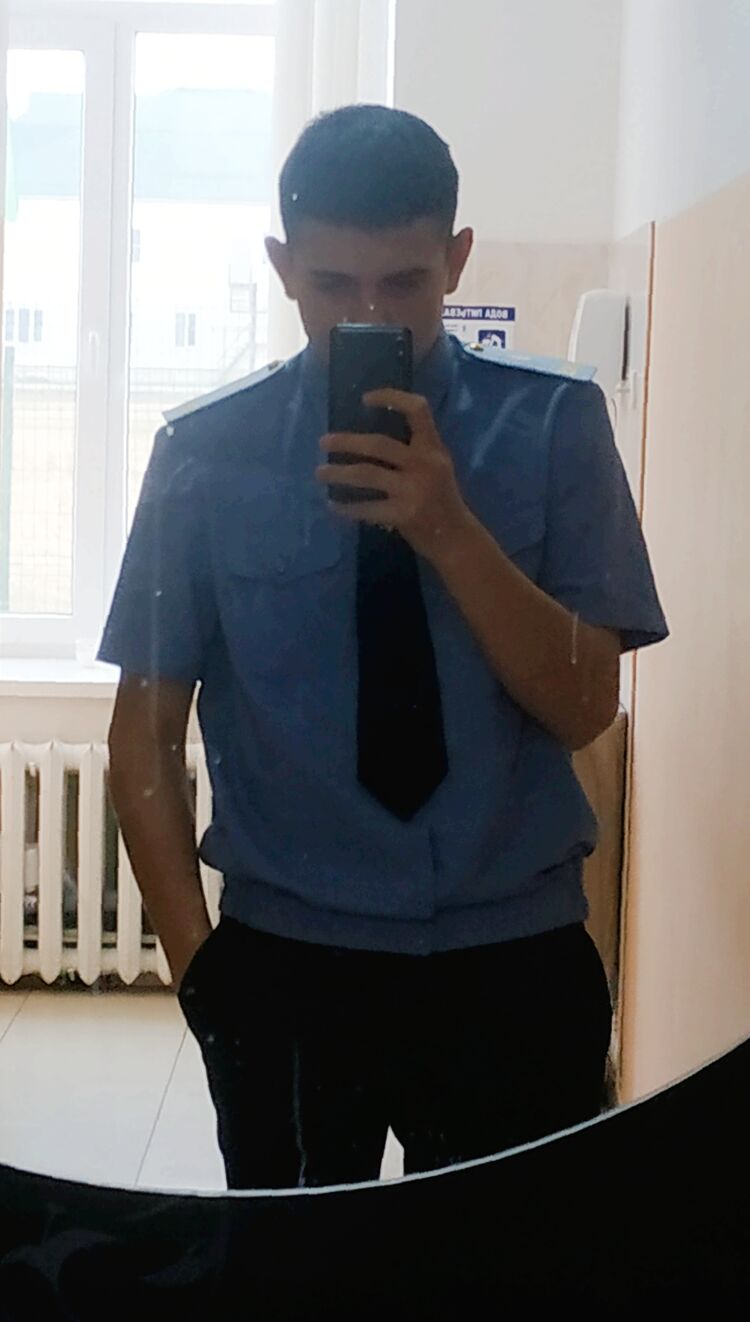  35785330  Egor, 20 ,    --