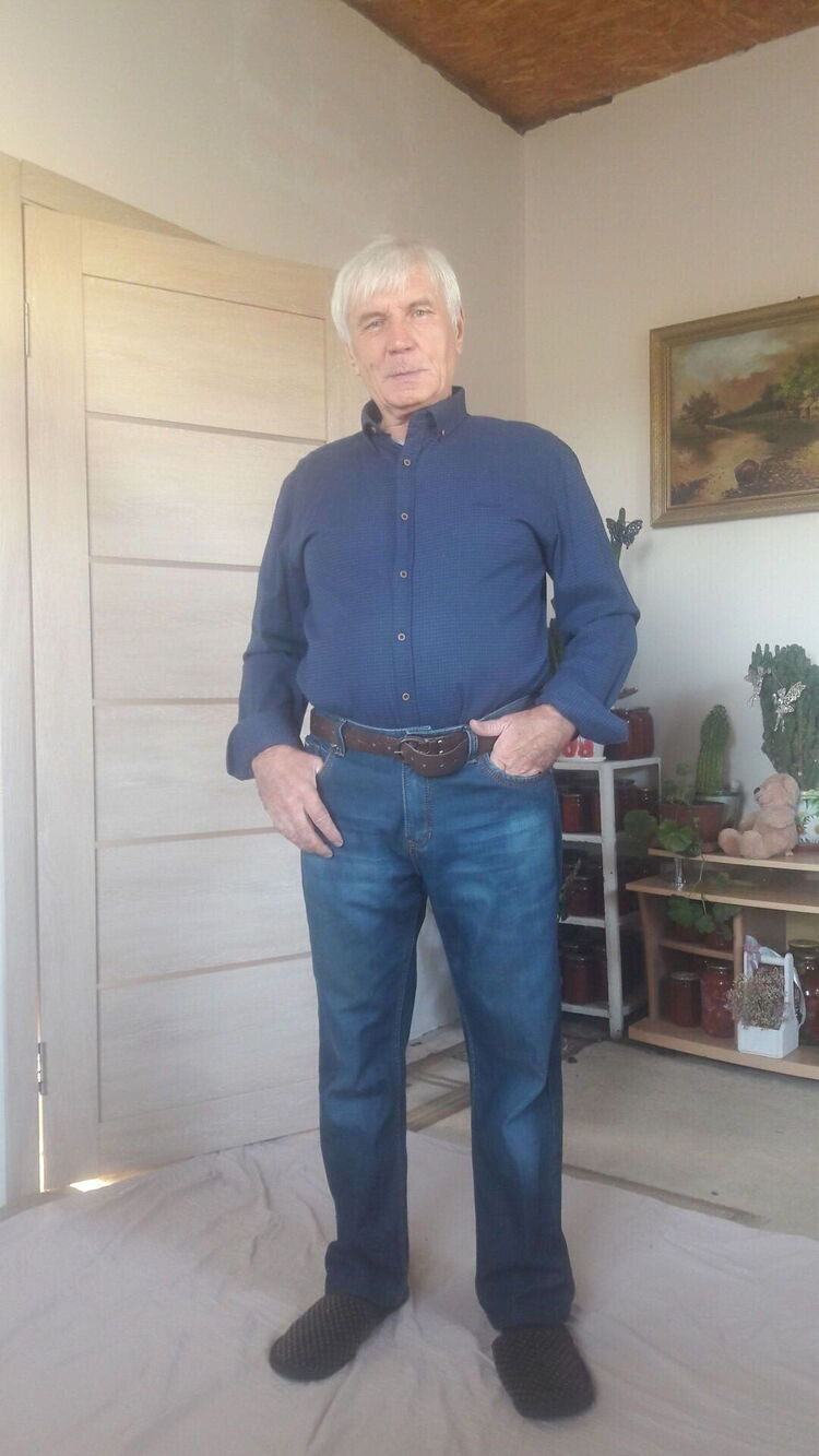  24449640  , 69 ,    