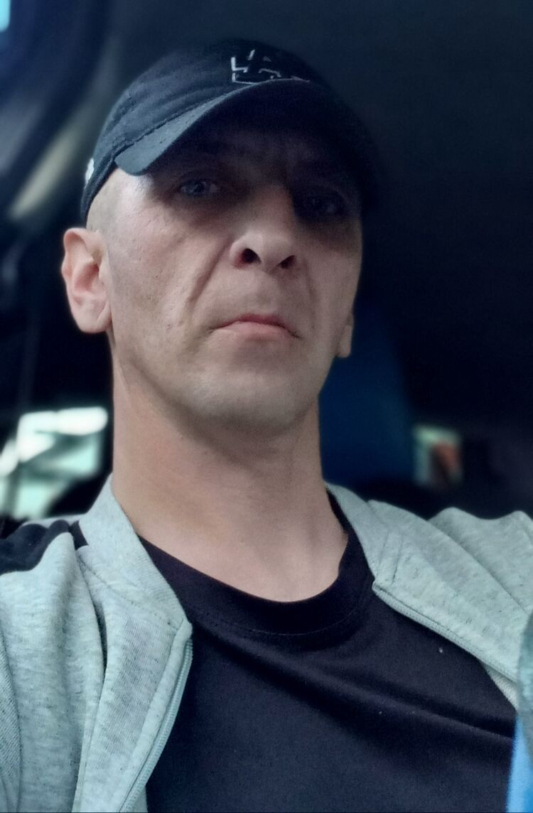  36899190  , 44 ,    