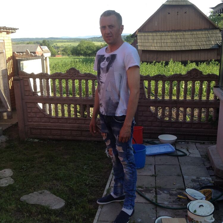  ,   Dan, 49 ,   ,   , c 