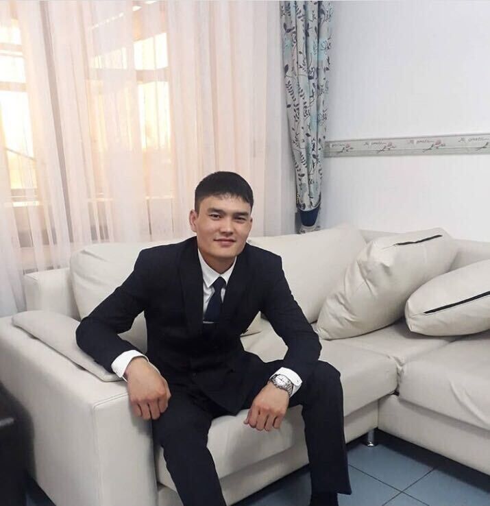  24621080  Erkebulan, 35 ,    