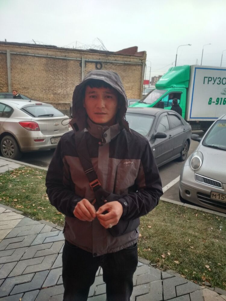  ,   Kubinec, 35 ,   ,   , c 