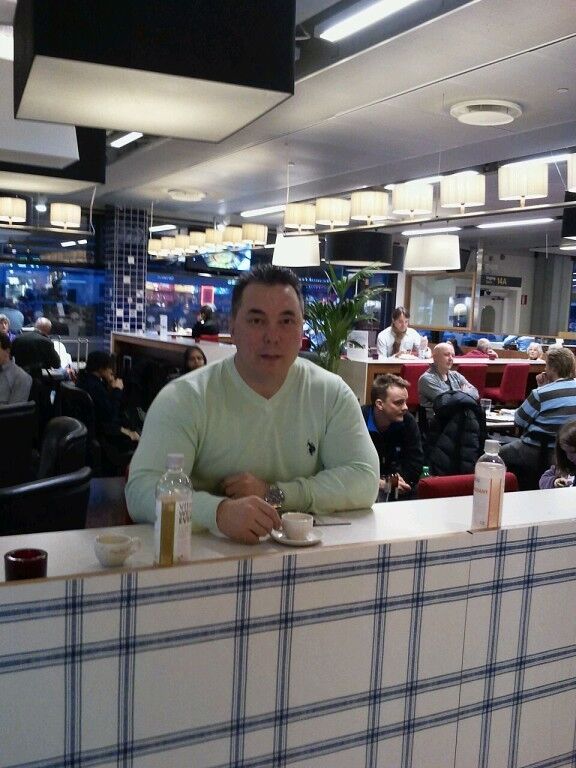  ,   Alex, 46 ,   ,   , c 