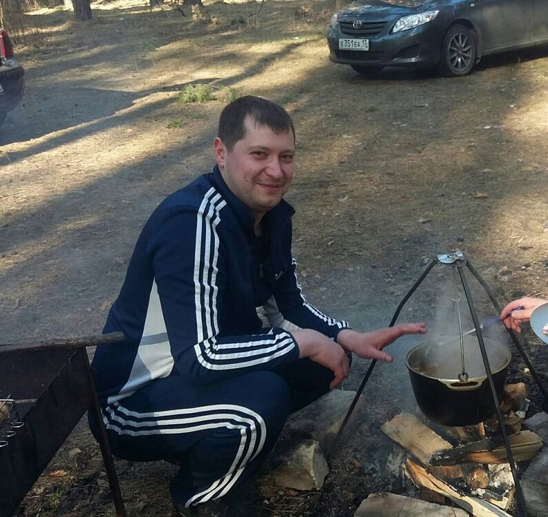  ,   Pavel, 36 ,  