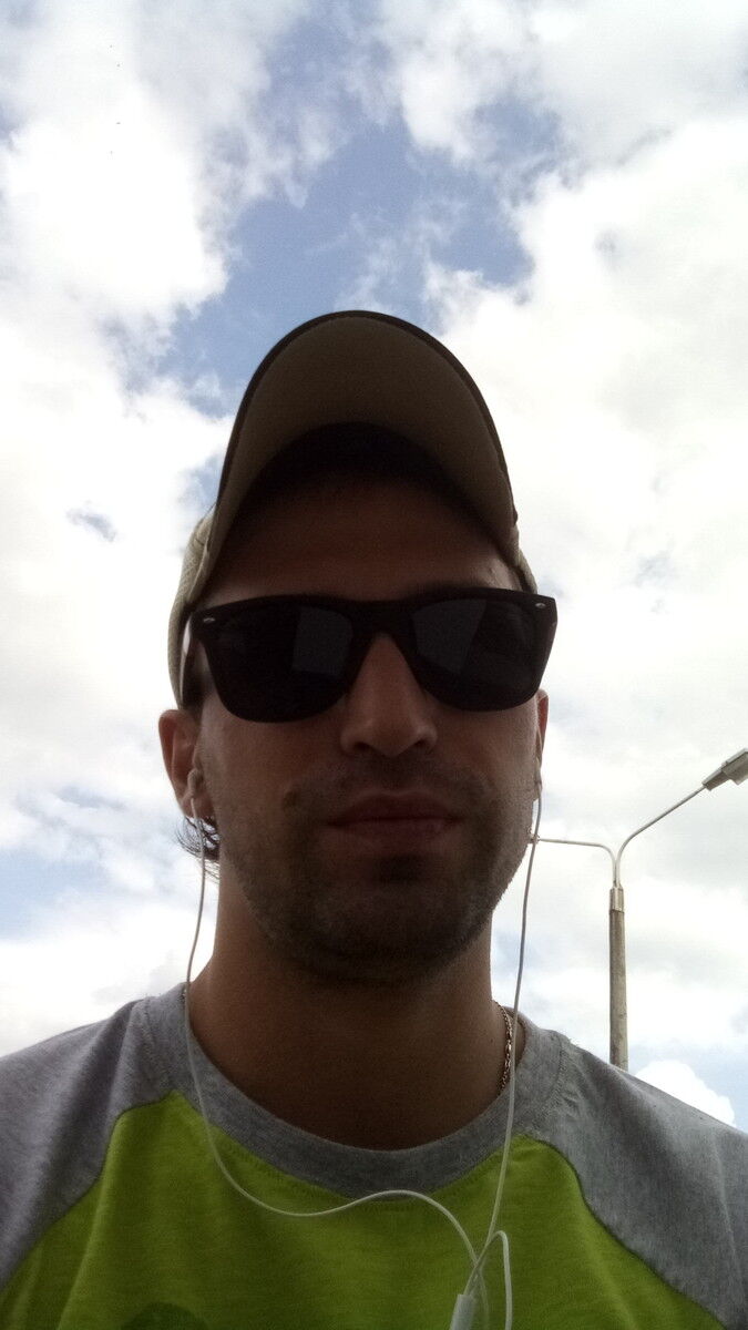  -,   Bruce, 36 ,   