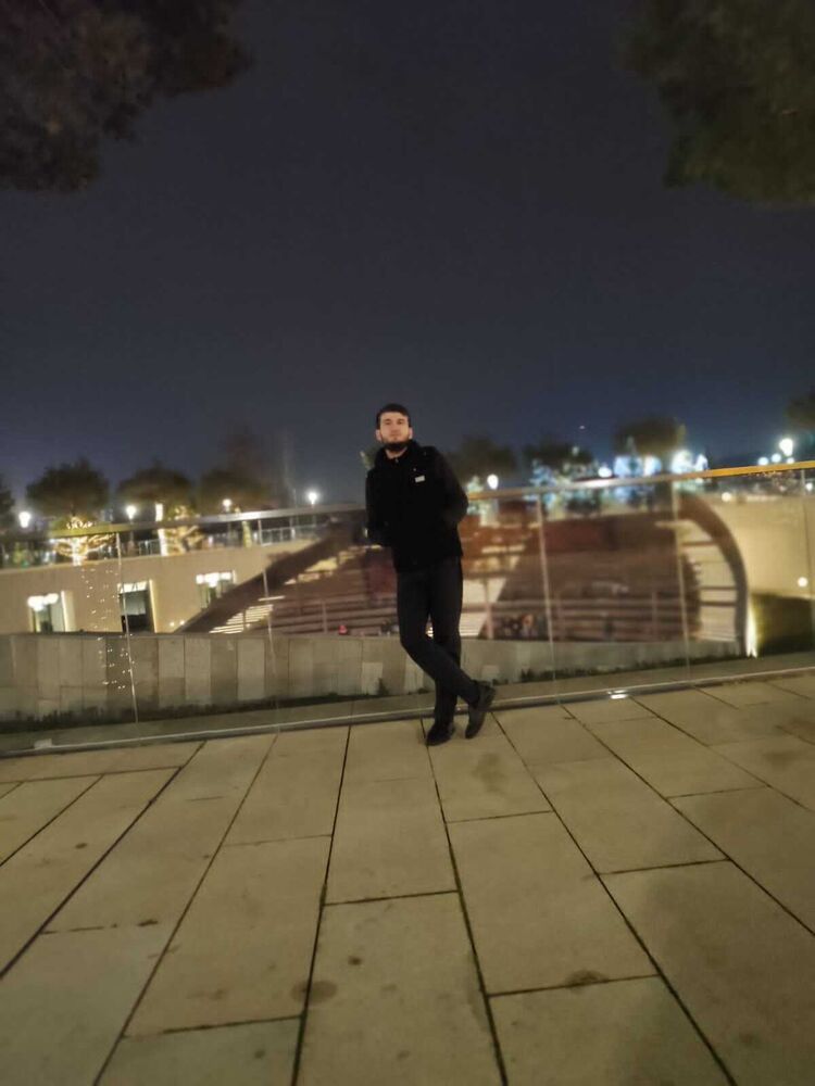  31774360  Amid, 32 ,    