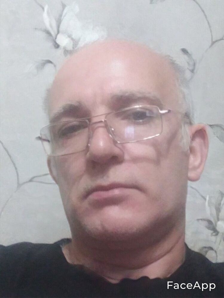  30614670  , 52 ,     
