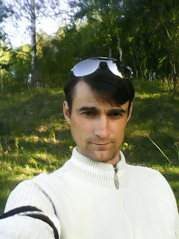  35817530  Denis, 41 ,    