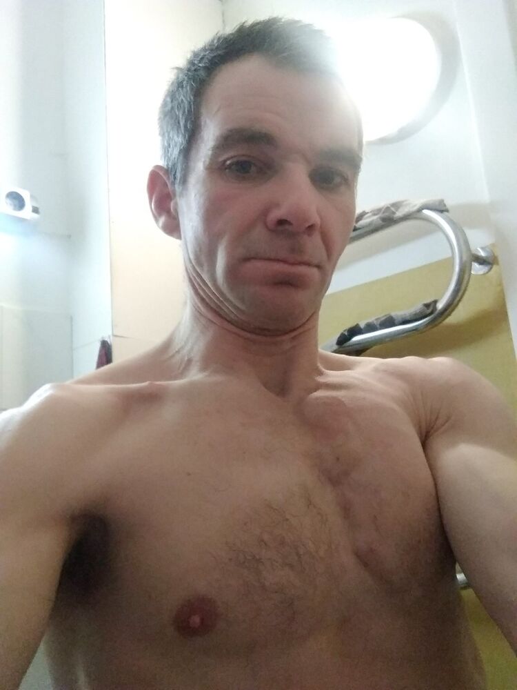  ,   Robert, 48 ,   ,   , c 
